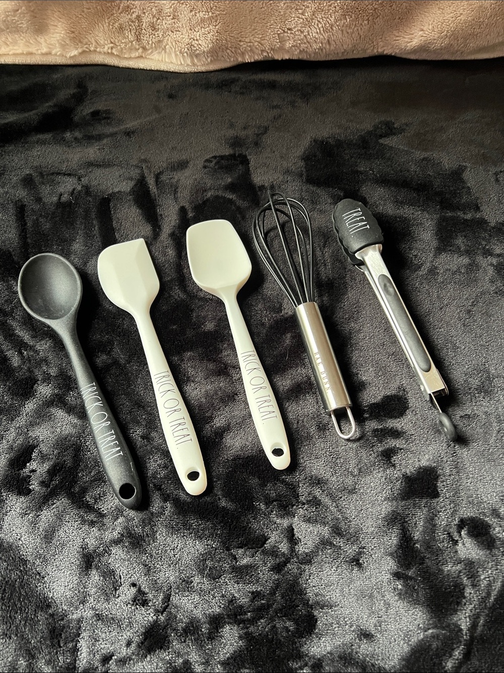 Rae Dunn Black and Ivory 6-Piece Silicone Kitchen Utensil Set